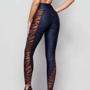 Good American Blue, Black & Brown Tiger Print High Waisted Leggings Size 5
